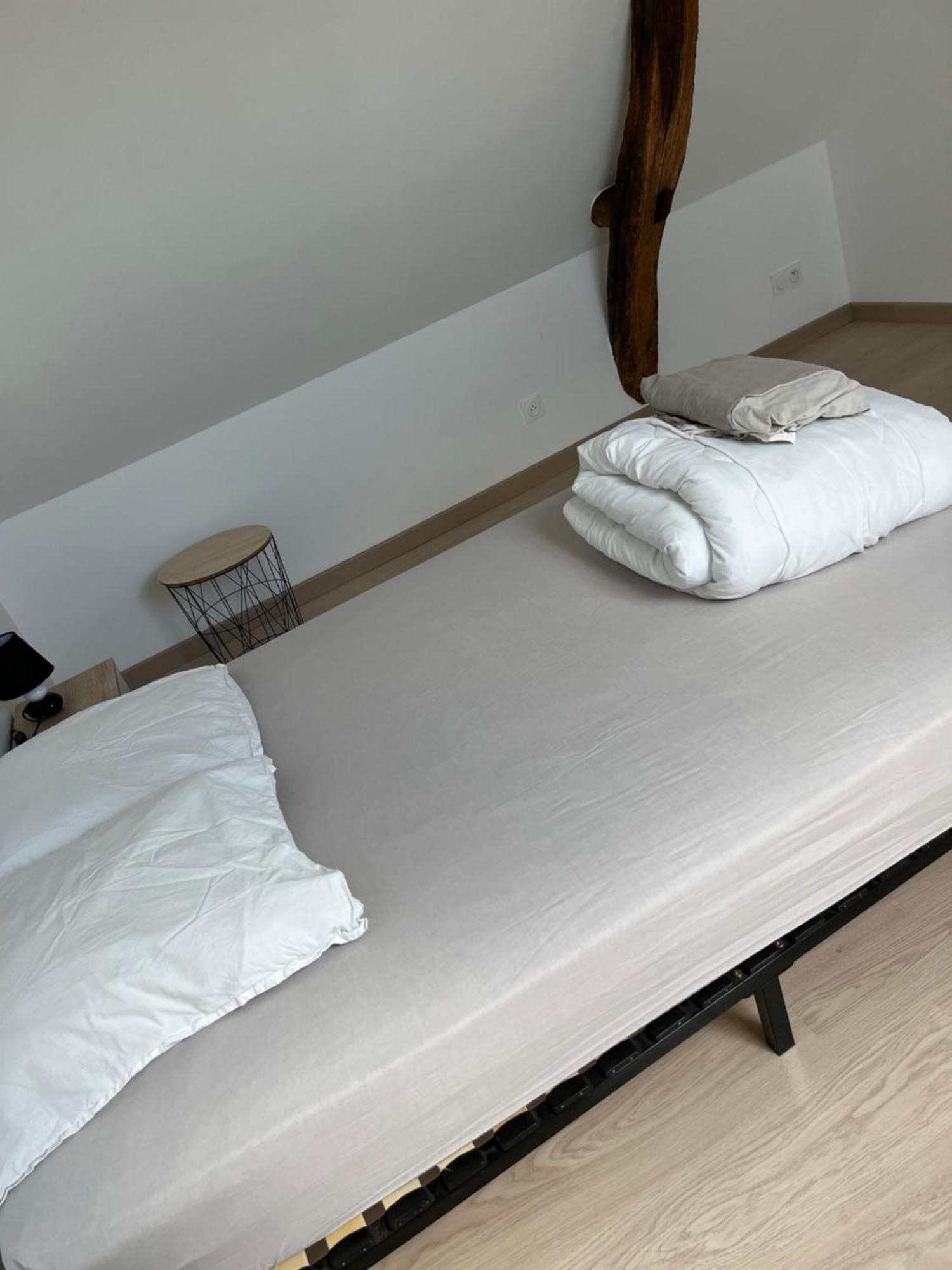 Logements 6 Pers A 15 Minutes D Angers Corne Exterior photo